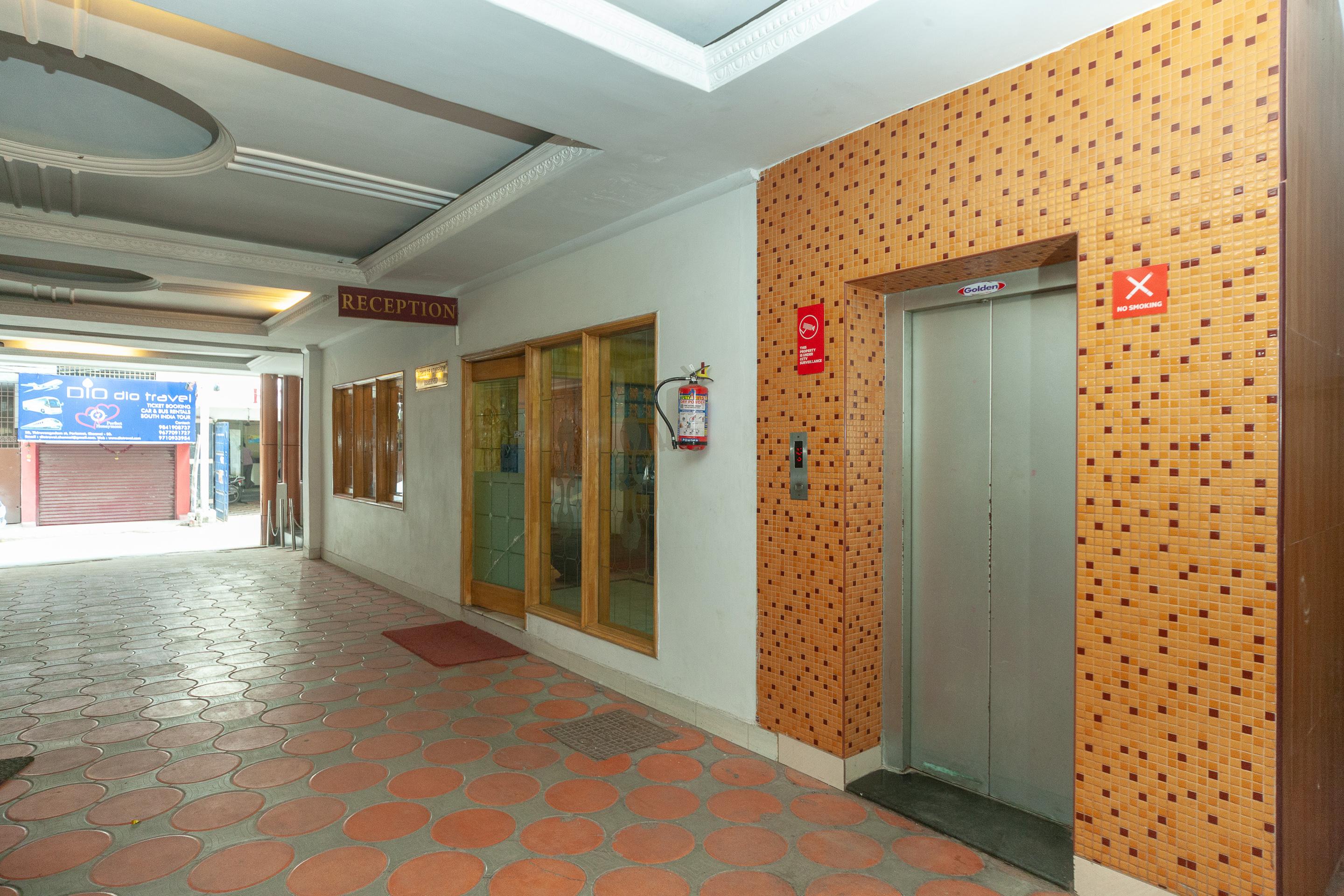 Fabexpress Marigold I Hotel New Delhi Exterior foto